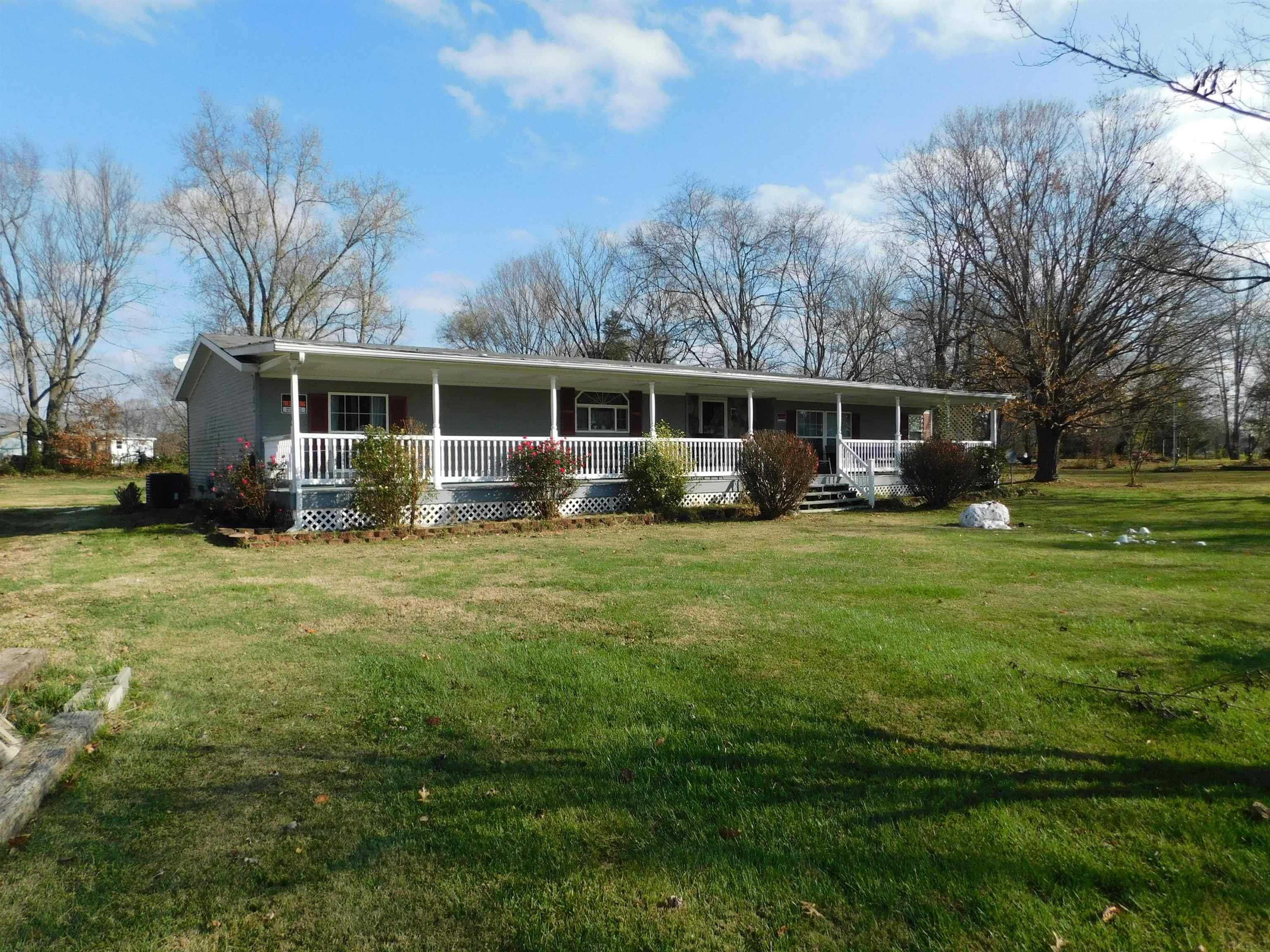4202 East Canton Road Salem, IN 47167 - Photo 3 of 32 Gallery Image 3