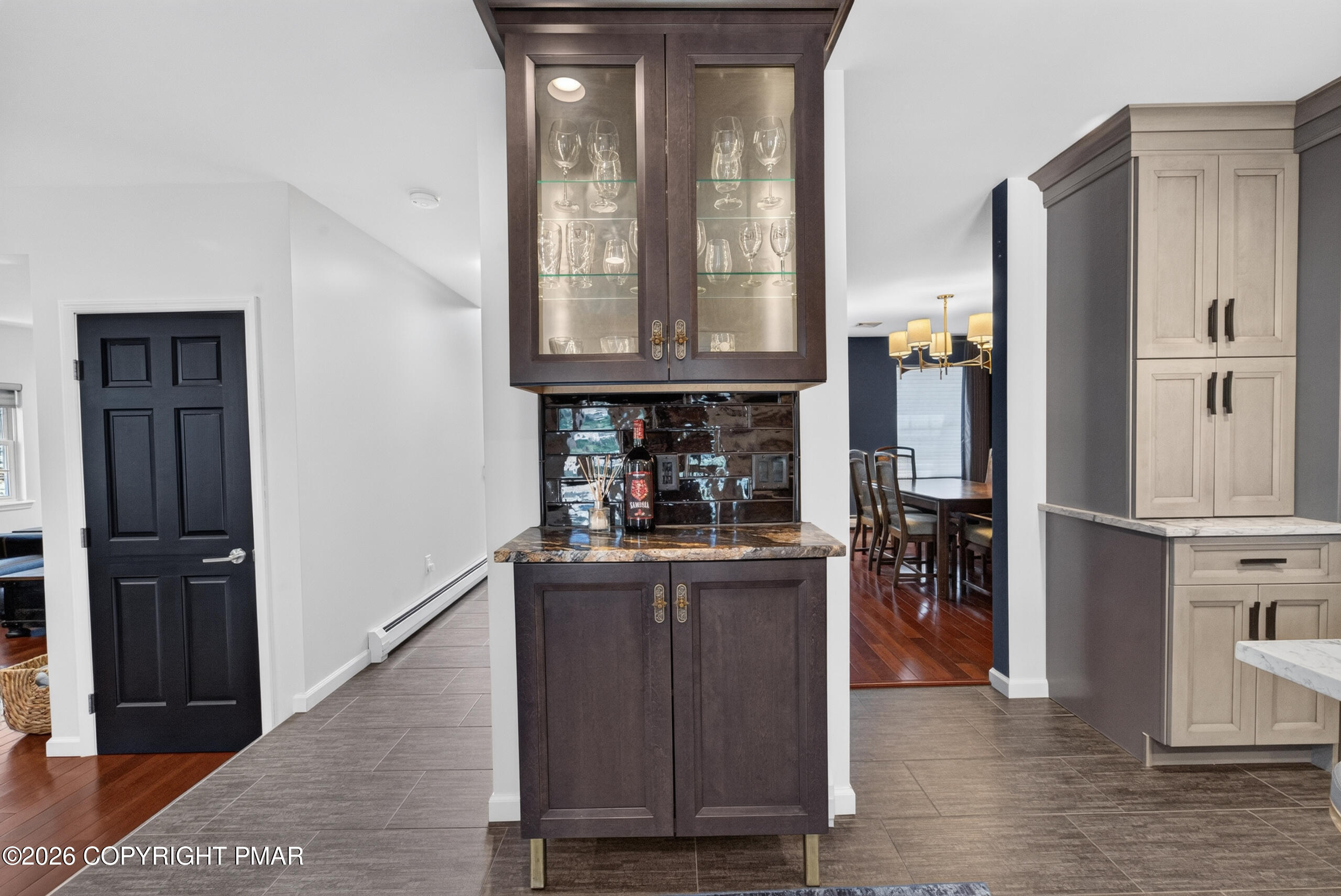 220 Pennbrook Road Stroudsburg, PA 18360 - Photo 18 of 73 Bar Area