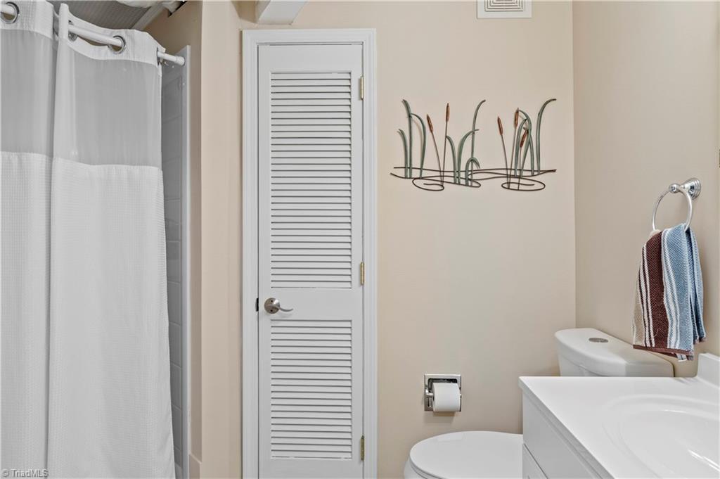 216 South Avalon Road Winston-Salem, NC 27104 - Photo 42 of 47