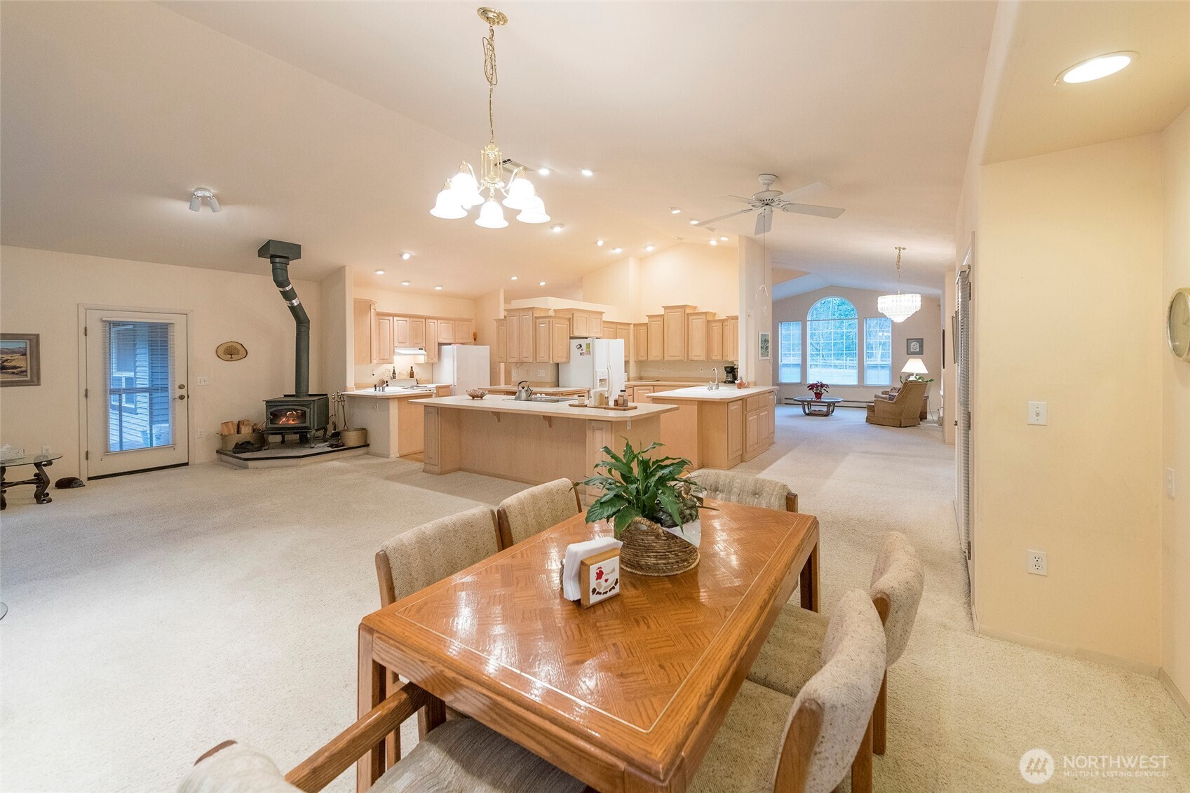 250 South Saylor Road Camano Island, WA 98282 - Photo 16 of 39