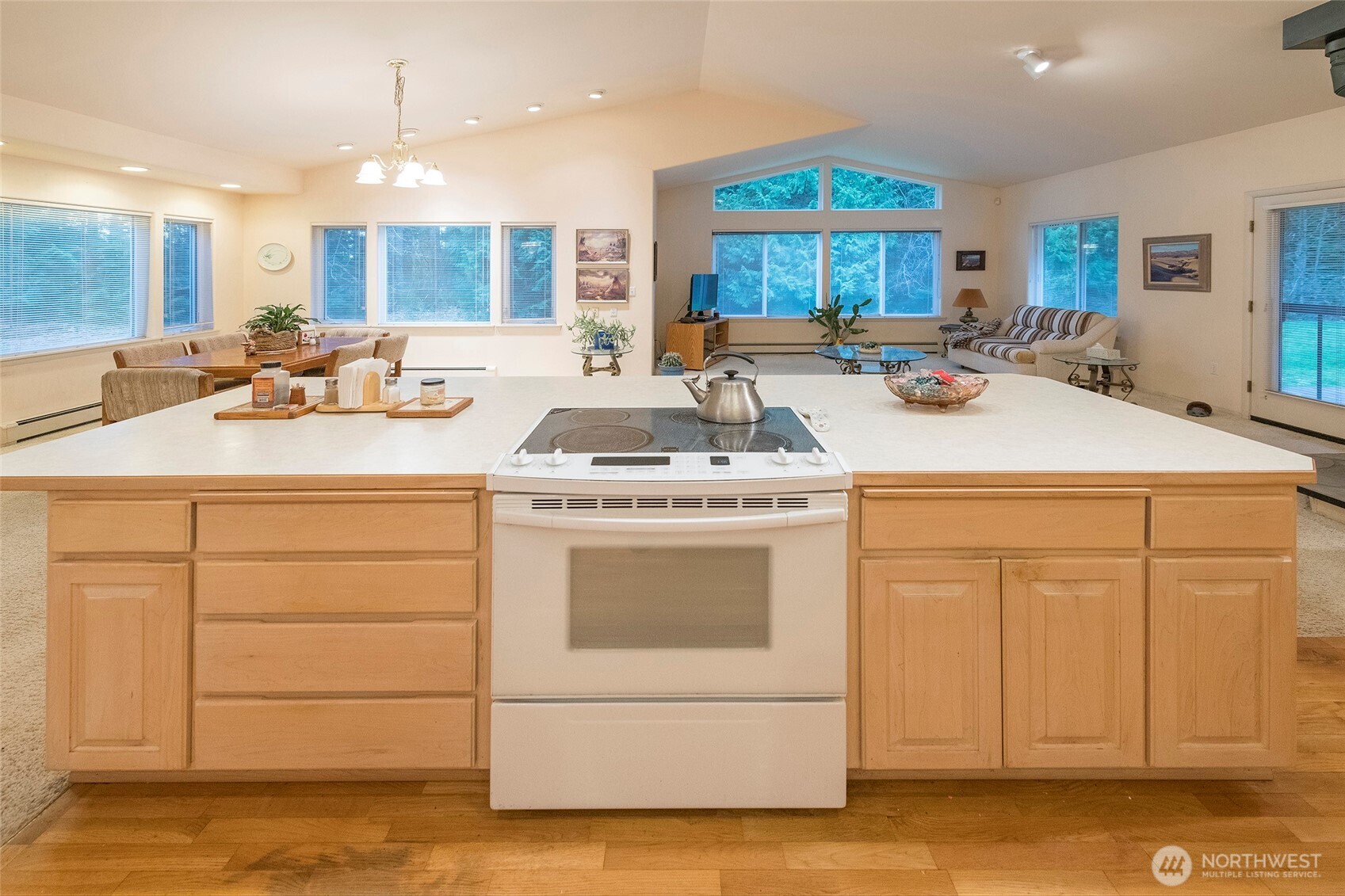 250 South Saylor Road Camano Island, WA 98282 - Photo 18 of 39