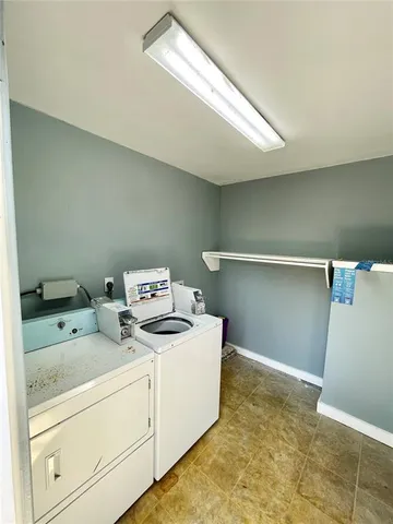 $1,600 | 2004 2nd Avenue East, Unit 3, Bradenton, FL 34208