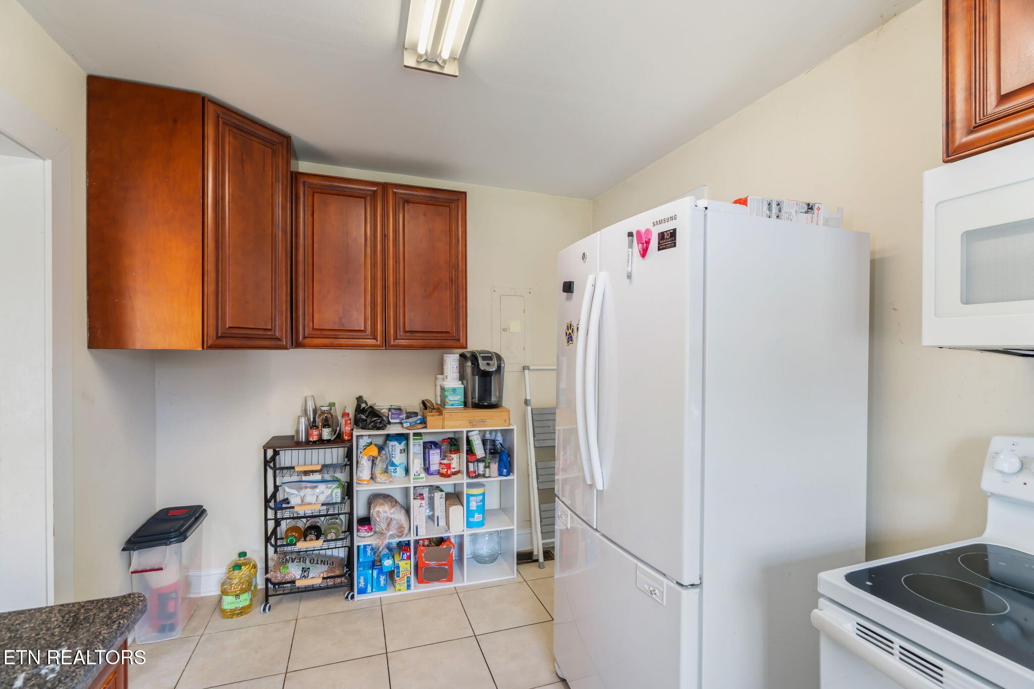 1516 Spring Hill Road Knoxville, TN 37914 - Photo 12 of 32 Gallery Image 12