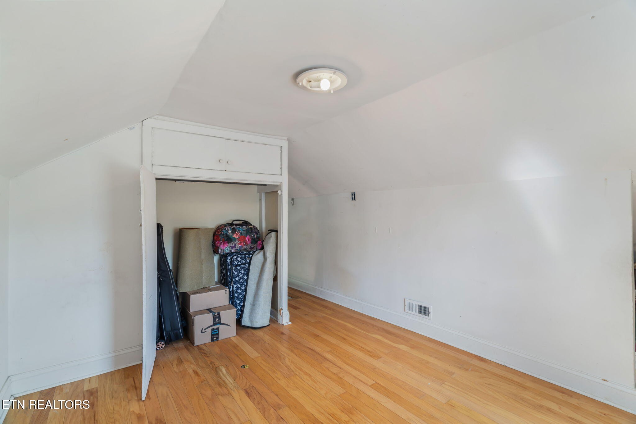 1516 Spring Hill Road Knoxville, TN 37914 - Photo 24 of 32 Gallery Image 24