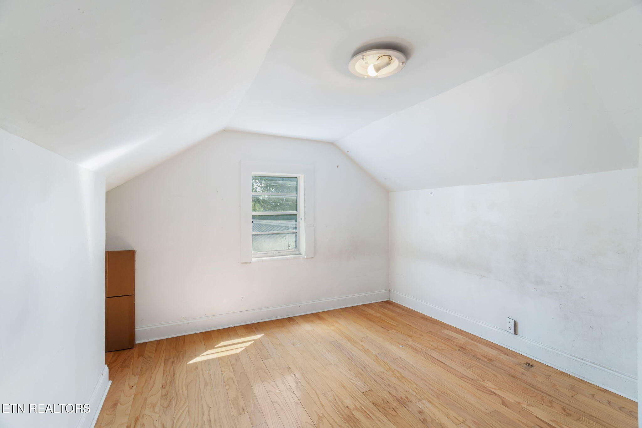 1516 Spring Hill Road Knoxville, TN 37914 - Photo 25 of 32 Gallery Image 25