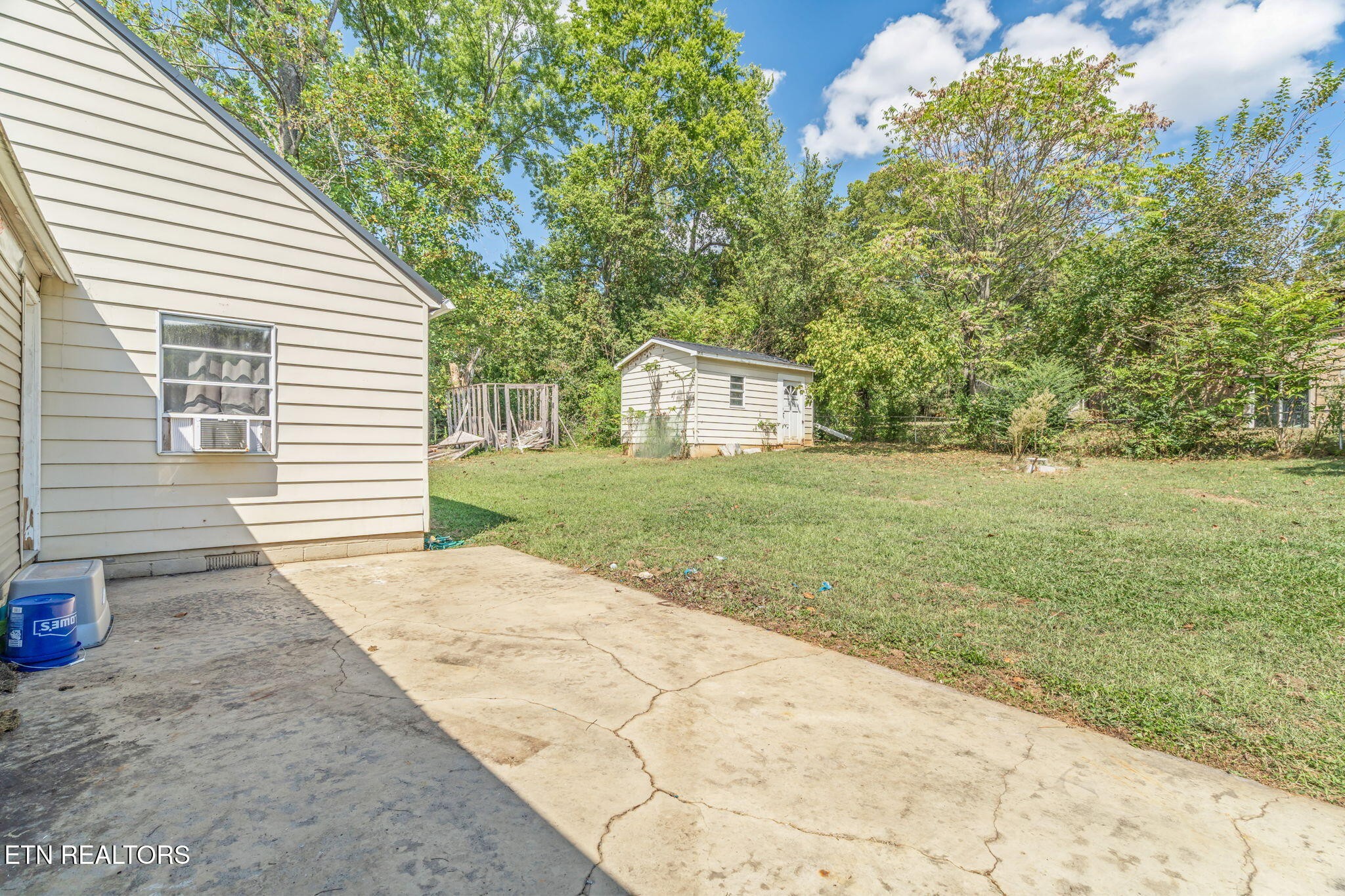1516 Spring Hill Road Knoxville, TN 37914 - Photo 26 of 32 Gallery Image 26