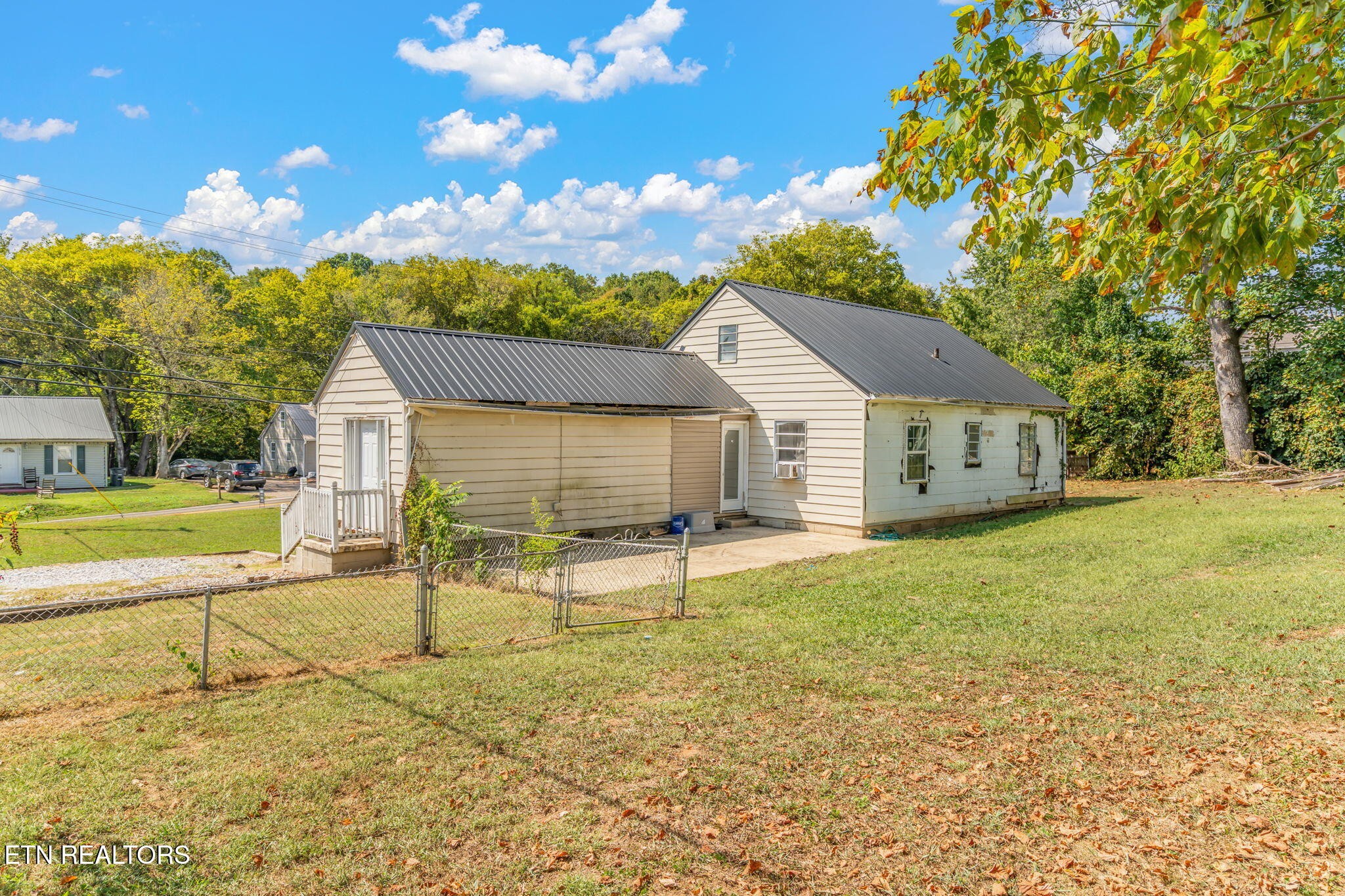 1516 Spring Hill Road Knoxville, TN 37914 - Photo 28 of 32 Gallery Image 28