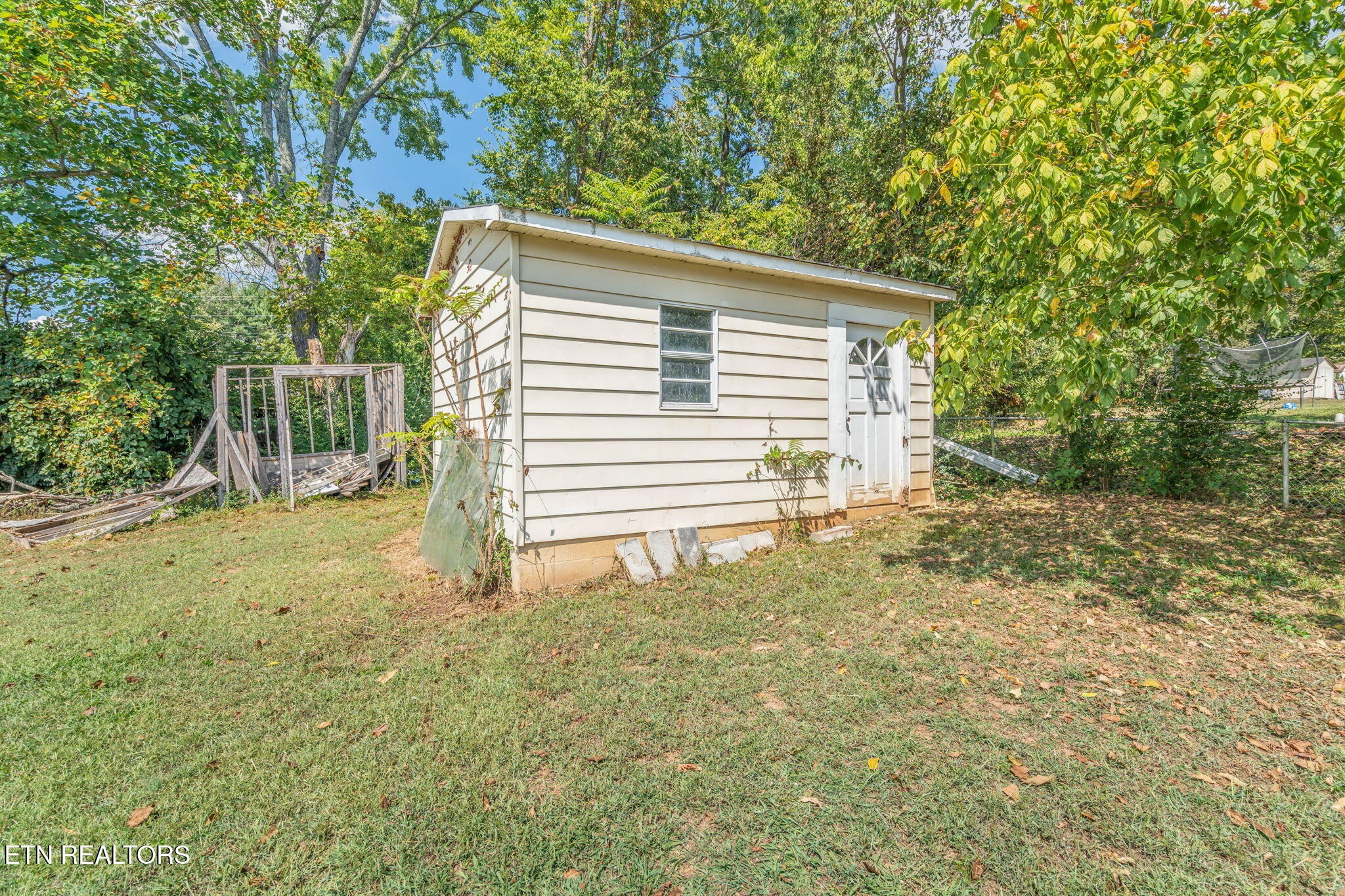 1516 Spring Hill Road Knoxville, TN 37914 - Photo 31 of 32 Gallery Image 31