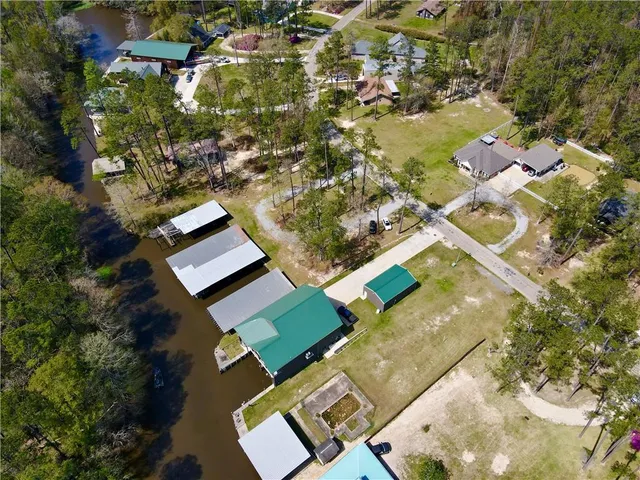 $342,000 | 31519 River Pines Drive, Springfield, LA 70462