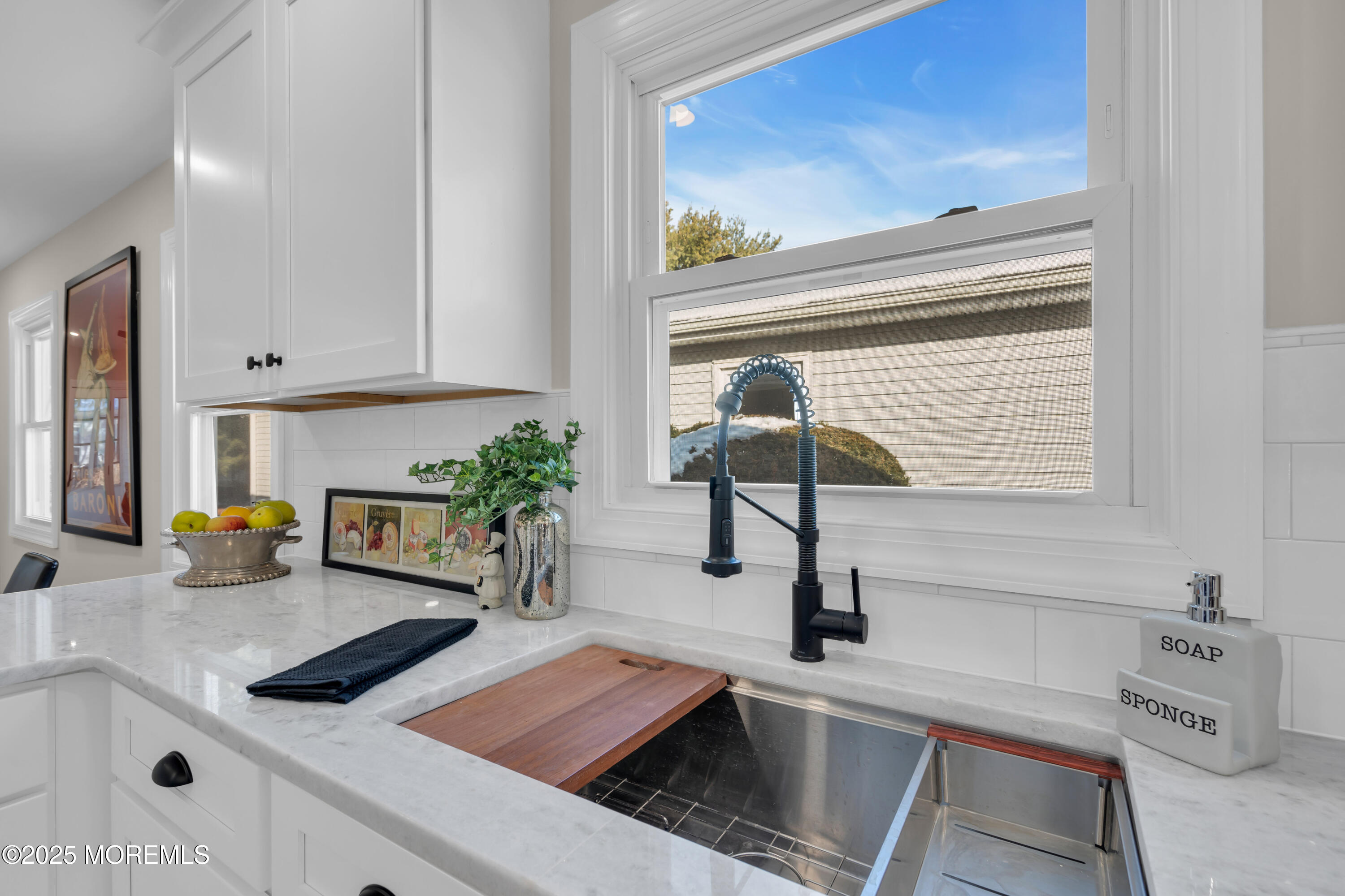 18 Meadowbrook Road Brick, NJ 08723 - Photo 16 of 47 a kitchen with sink and window