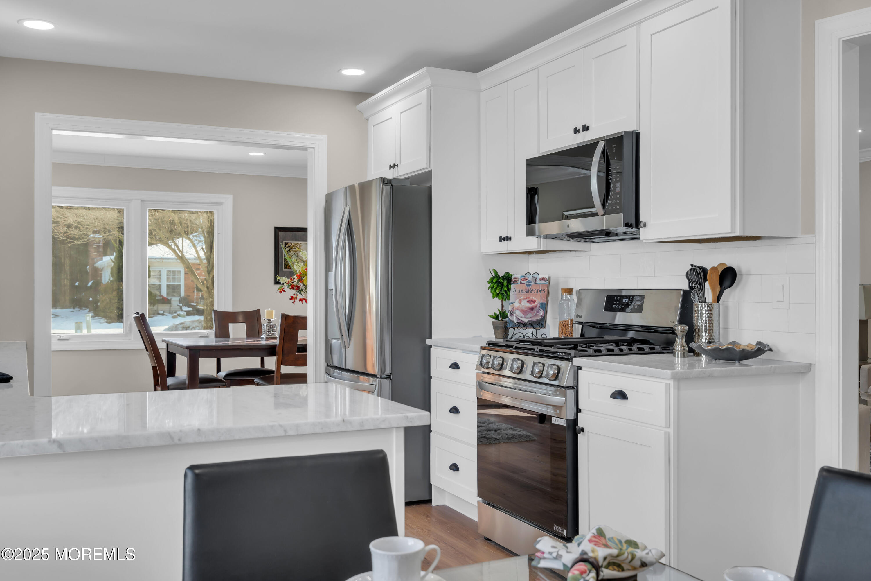 18 Meadowbrook Road Brick, NJ 08723 - Photo 17 of 47 Upgraded LG Appliances