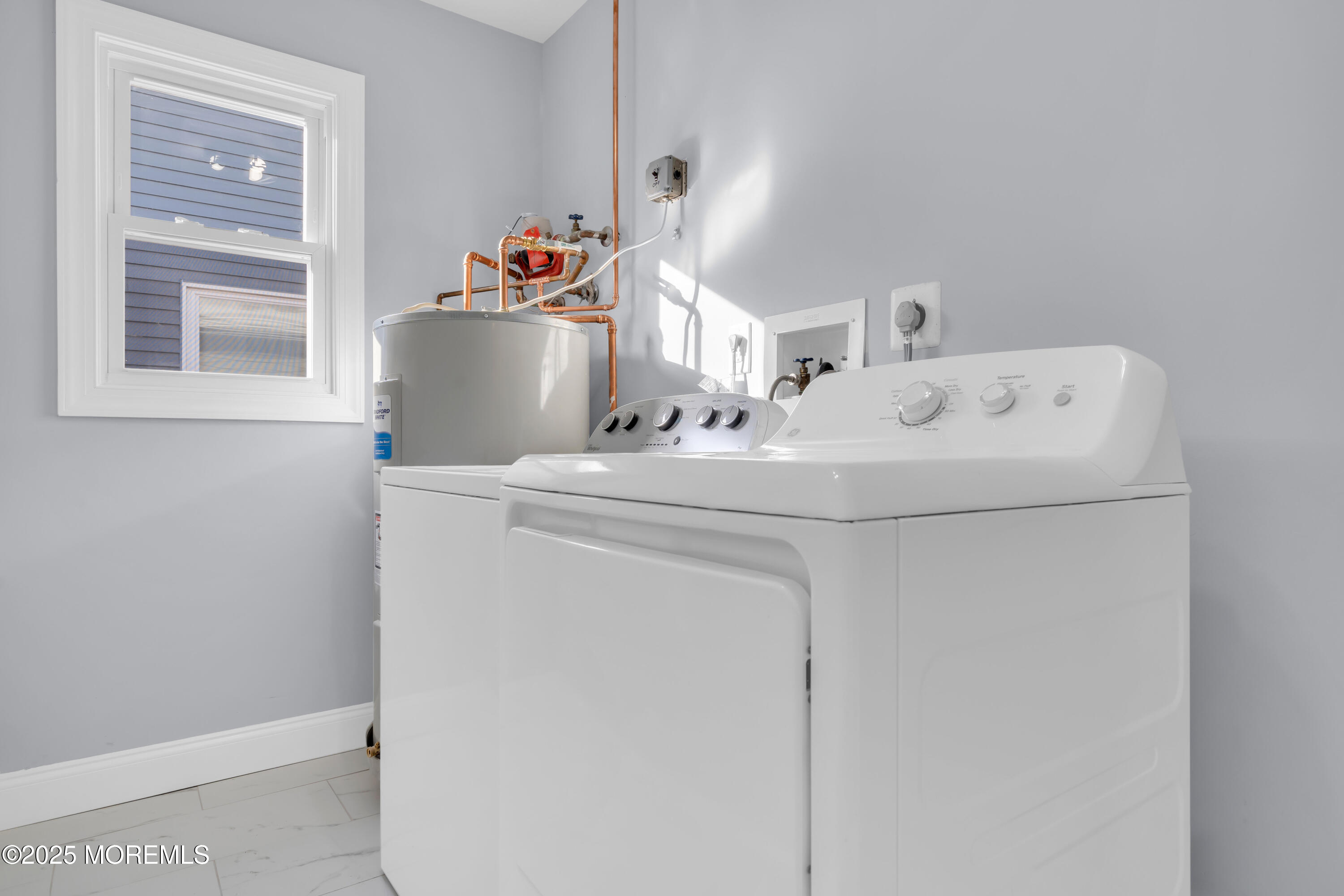 18 Meadowbrook Road Brick, NJ 08723 - Photo 40 of 47 a utility room with dryer and washer