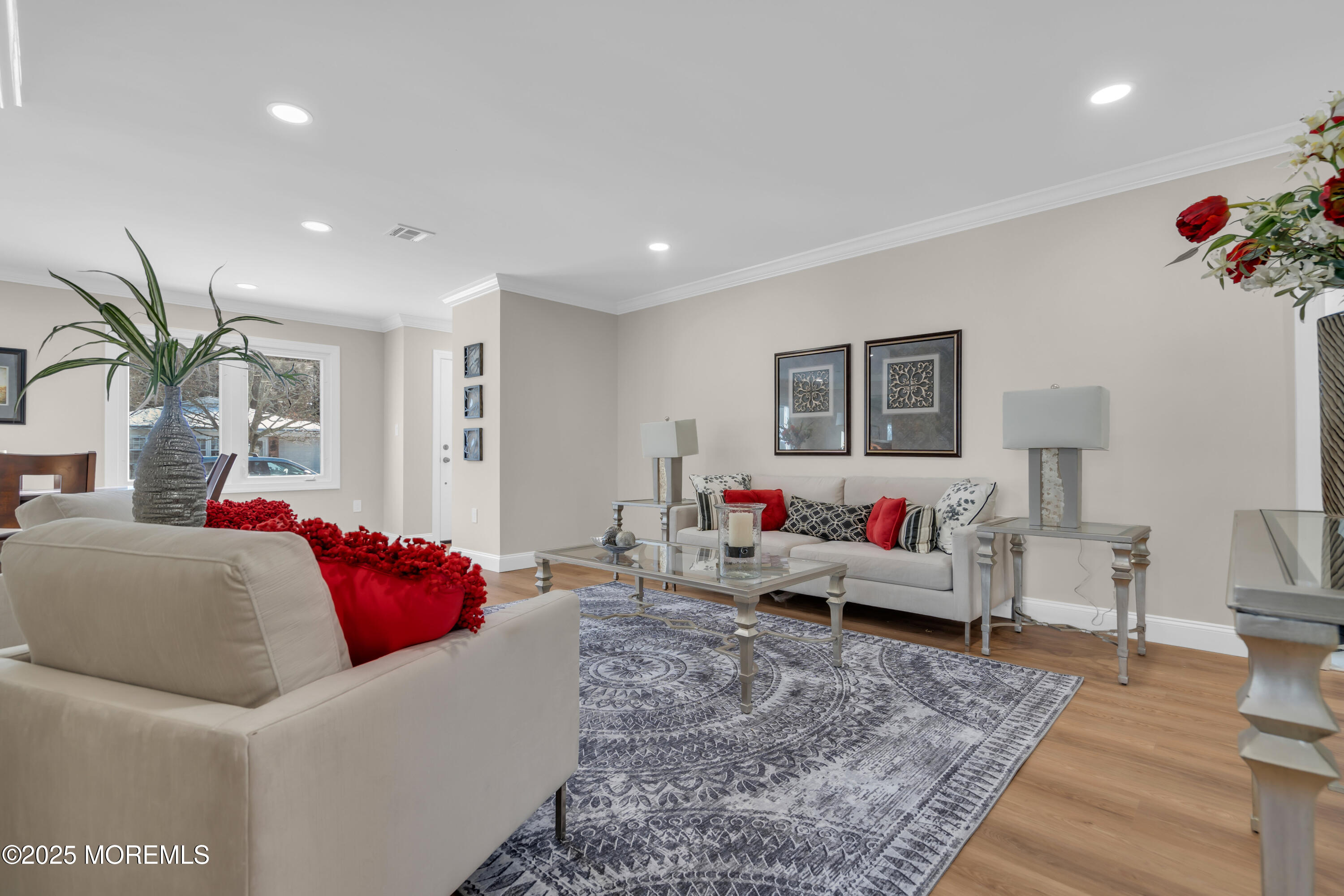 18 Meadowbrook Road Brick, NJ 08723 - Photo 9 of 47 a living room with furniture and a couch