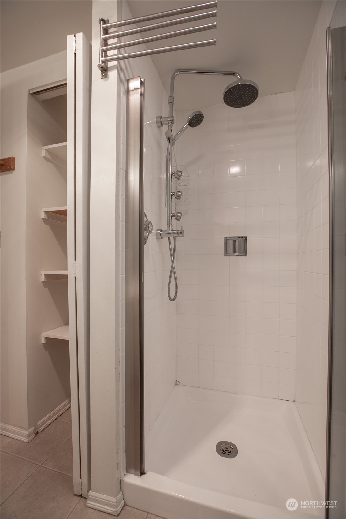 2100 3rd Avenue, Unit 402 Seattle, WA 98121 - Photo 30 of 40