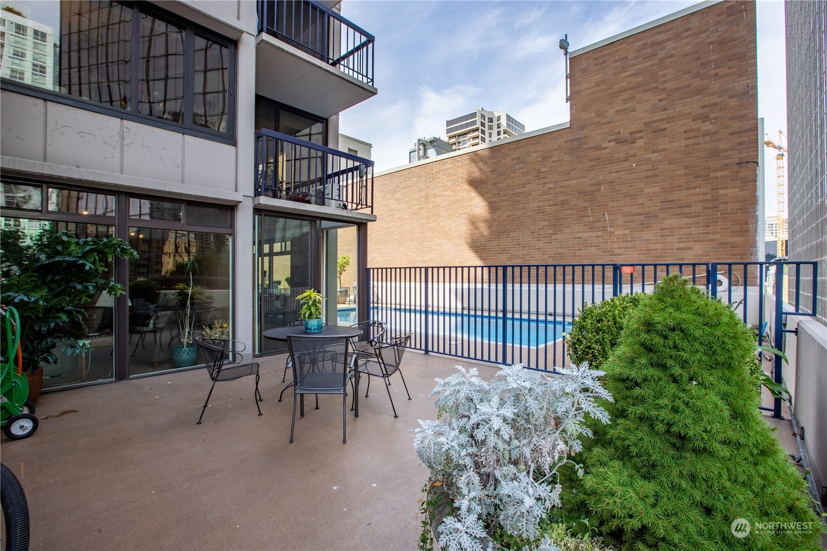 2100 3rd Avenue, Unit 402 Seattle, WA 98121 - Photo 36 of 40
