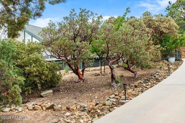 $985,000 | 1289 Manzanita Hill Road, Prescott, AZ 86303