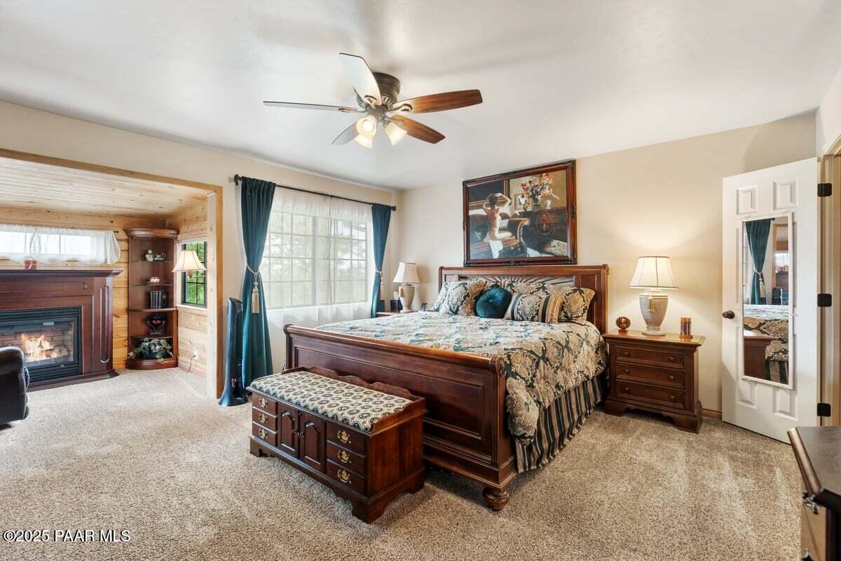 1289 Manzanita Hill Road Prescott, AZ 86303 - Photo 23 of 61 Primary Bedroom