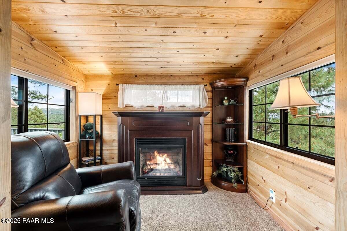 1289 Manzanita Hill Road Prescott, AZ 86303 - Photo 24 of 61 Primary Bedroom Nook