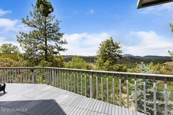 $985,000 | 1289 Manzanita Hill Road, Prescott, AZ 86303