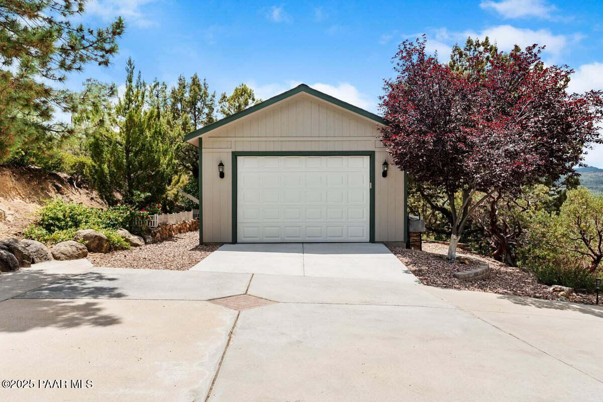 1289 Manzanita Hill Road Prescott, AZ 86303 - Photo 48 of 61 Detached Garage
