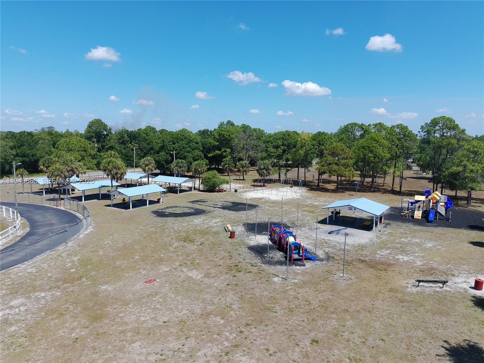 612 Hunting Club Avenue Clewiston, FL 33440 - Photo 49 of 59