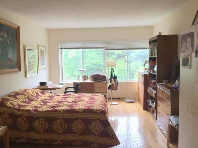 22 Chestnut Place, Unit 501 Brookline, MA 02445 - Photo 9 of 12