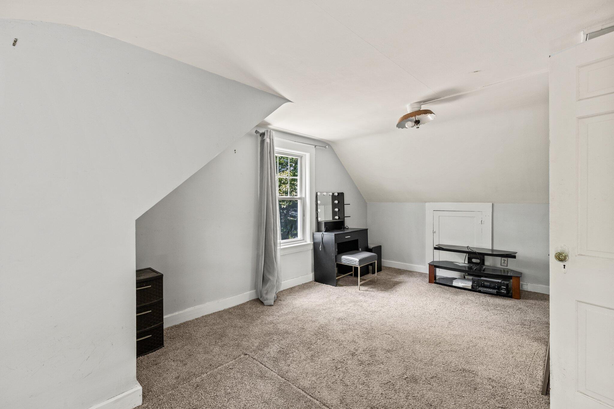 59 Grove Street Foxborough, MA 02035 - Photo 14 of 30 14-web-or-mls-59-s-grove-st