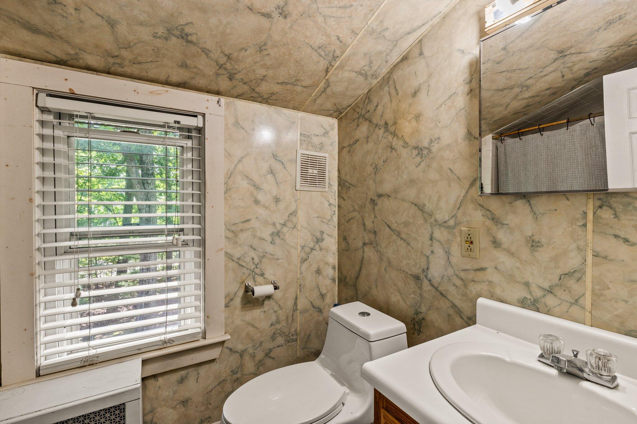 59 Grove Street Foxborough, MA 02035 - Photo 17 of 30 17-web-or-mls-59-s-grove-st