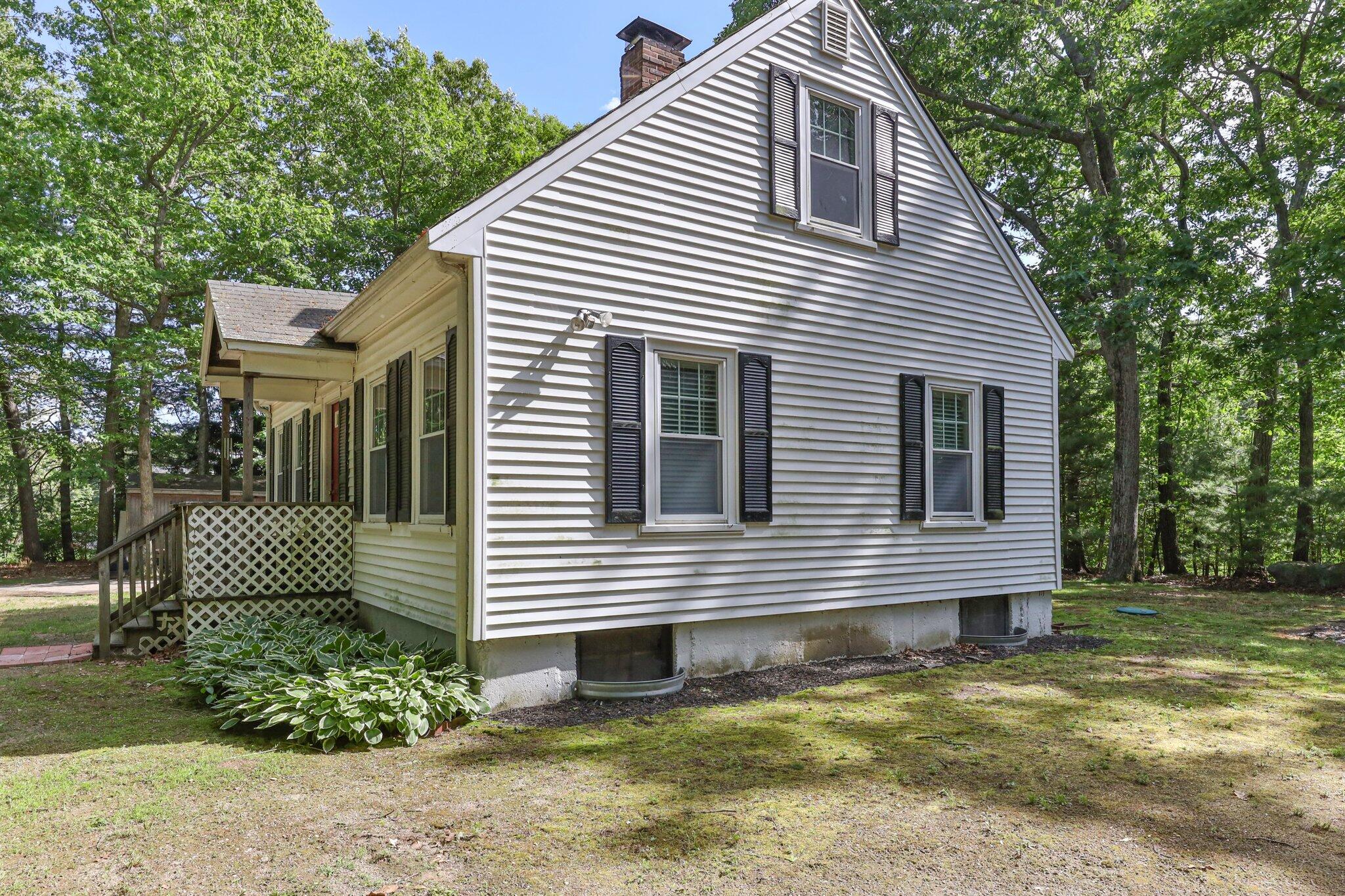 59 Grove Street Foxborough, MA 02035 - Photo 25 of 30 28-web-or-mls-59-s-grove-st