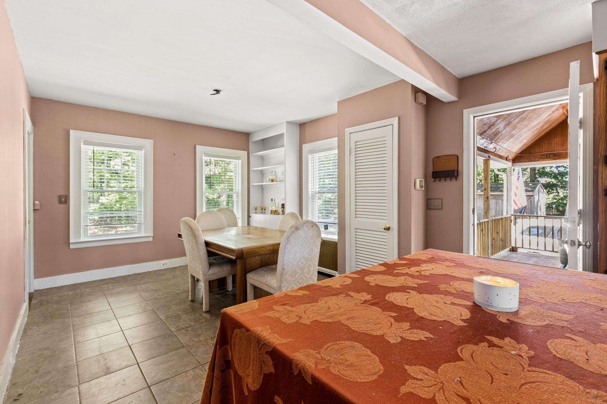 59 Grove Street Foxborough, MA 02035 - Photo 8 of 30 10-web-or-mls-59-s-grove-st