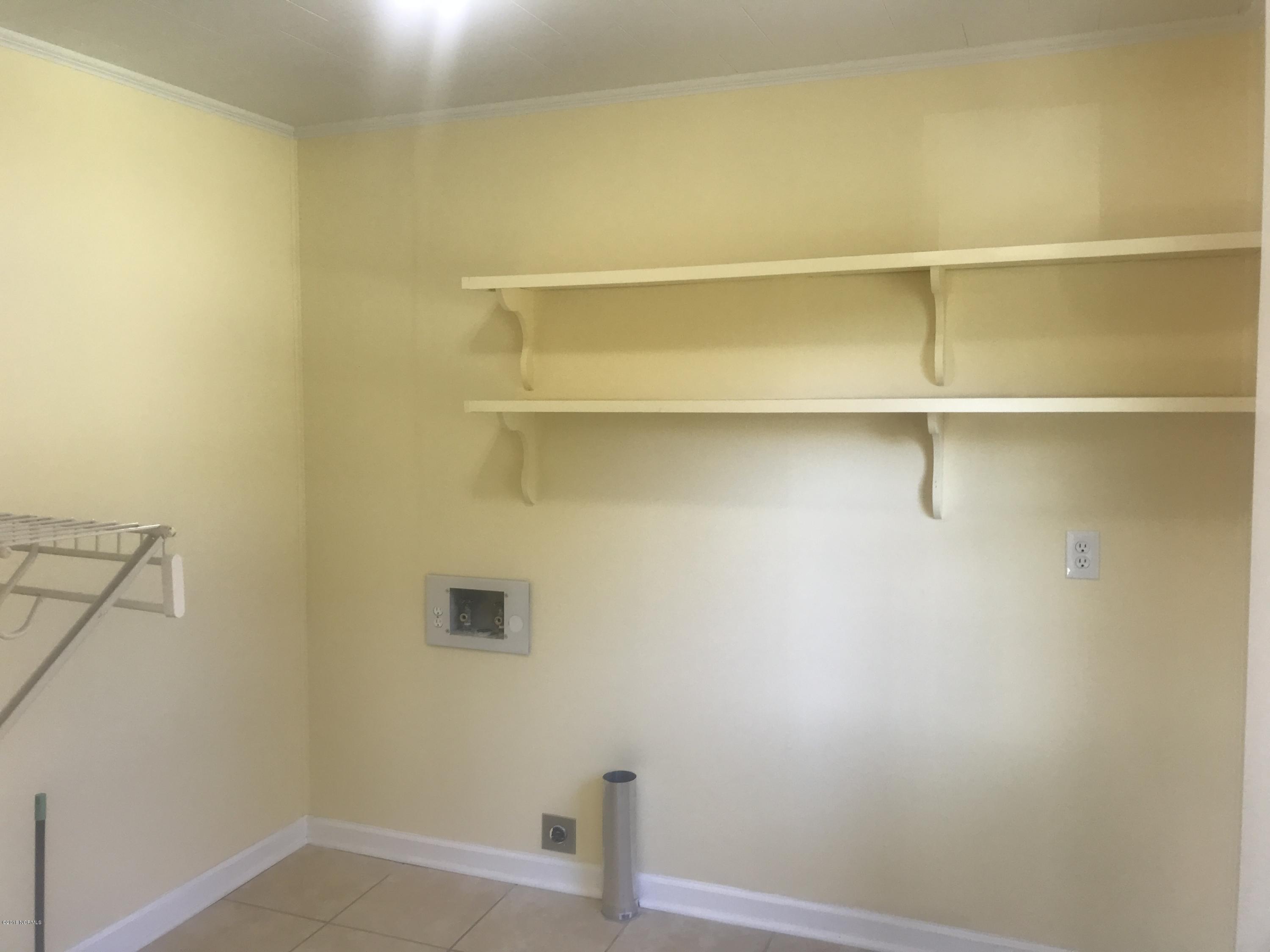 203 Willow Road Clinton, NC 28328 - Photo 23 of 25 IMG_1100