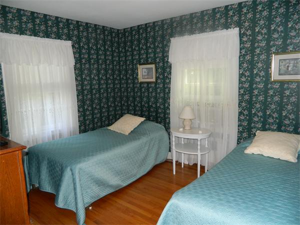 16 Green Lane Lexington, MA 02421 - Photo 13 of 21 Gallery Image 13
