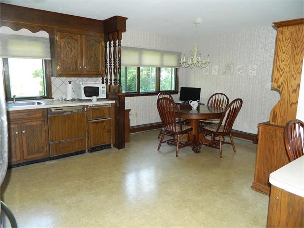 16 Green Lane Lexington, MA 02421 - Photo 4 of 21 Gallery Image 4