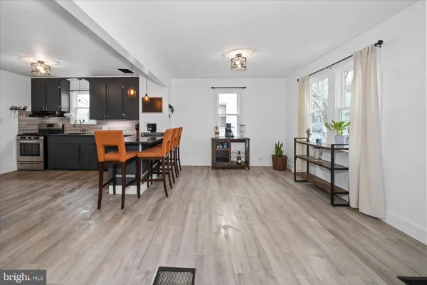 $369,900 | 7 2nd Avenue, New Castle, DE 19720