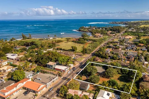 $1,850,000 | 168 Hana Highway, Paia, HI 96779
