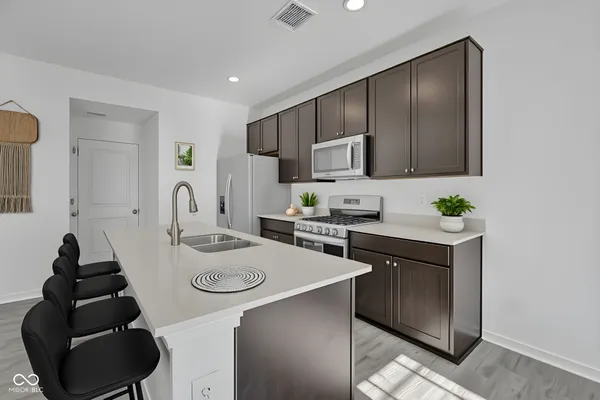 $2,300 | 6275 Wasco Drive, Whitestown, IN 46075