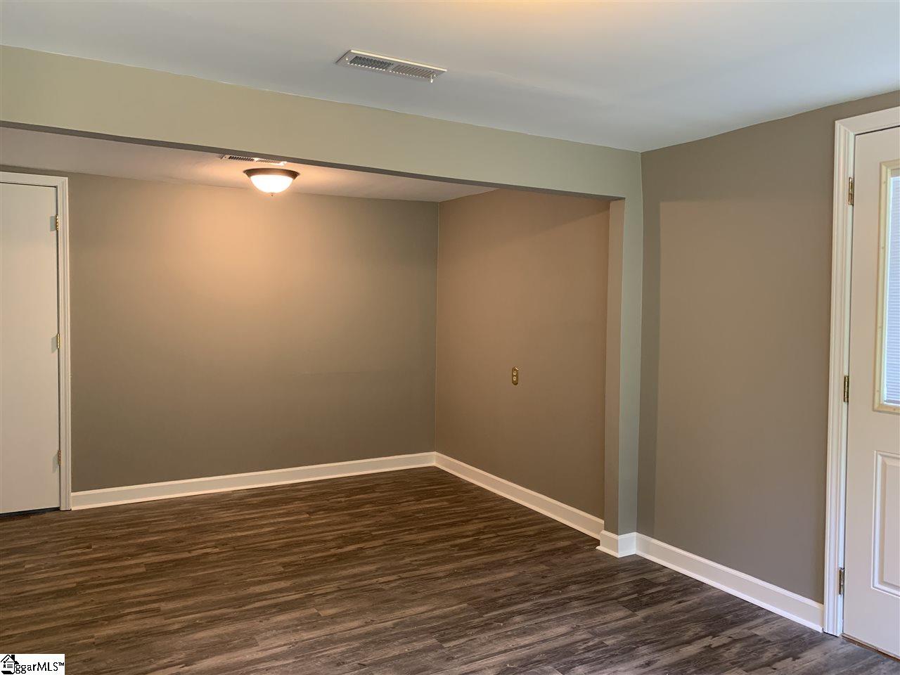 113 Welborn Road Pickens, SC 29671 - Photo 15 of 34