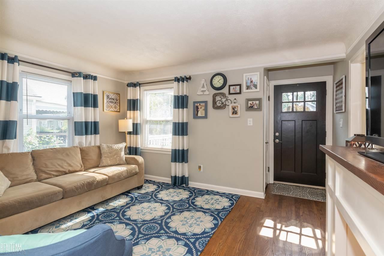 910 Harvard Road Berkley, MI 48072 - Photo 4 of 24