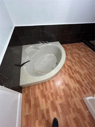 $3,000 | 8006 North Rome Avenue, Tampa, FL 33604