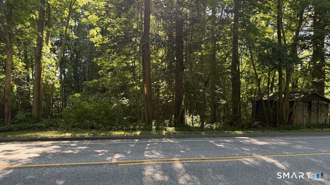 77 R Windham Center Road Windham, CT 06280 - Photo 5 of 9