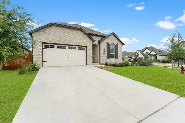 $419,000 | 22600 Fountaingrass Lane, Lago Vista, TX 78645