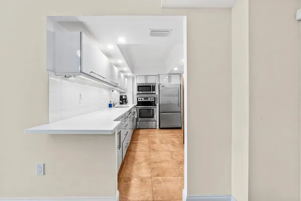 $6,000 | 3450 South Ocean Boulevard, Unit 5150, Palm Beach, FL 33480