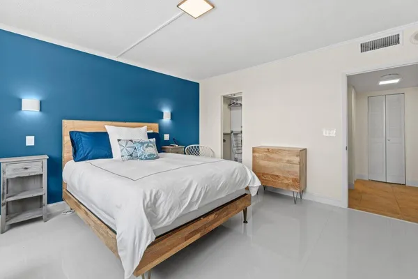 $6,000 | 3450 South Ocean Boulevard, Unit 5150, Palm Beach, FL 33480