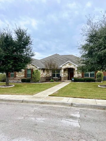 $2,300 | 220 Derek Lane, Jarrell, TX 76537