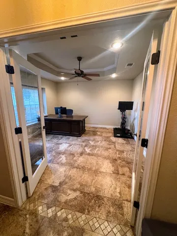 $2,300 | 220 Derek Lane, Jarrell, TX 76537