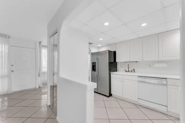 $2,250 | 1401 South Federal Highway, Unit 218, Boca Raton, FL 33432