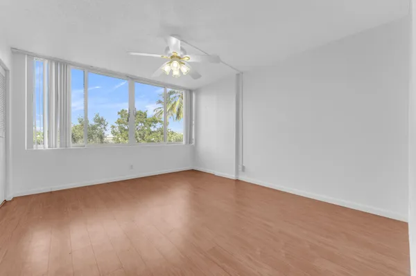 $2,250 | 1401 South Federal Highway, Unit 218, Boca Raton, FL 33432