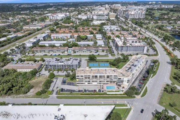 $2,250 | 1401 South Federal Highway, Unit 218, Boca Raton, FL 33432