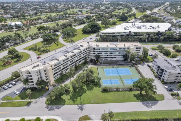 $2,250 | 1401 South Federal Highway, Unit 218, Boca Raton, FL 33432
