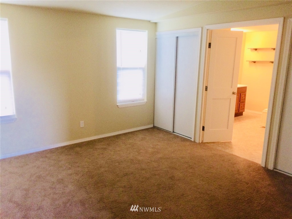 11537 School Land Road Southwest Rochester, WA 98579 - Photo 11 of 17